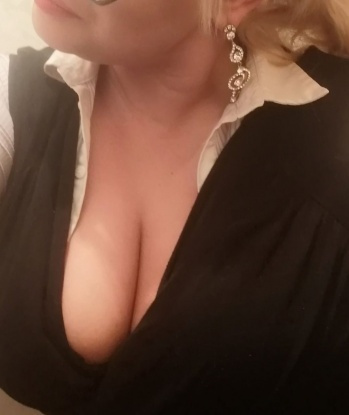 Огонь в постели гарантирован! Приеду к тебе в гости и подарю незабываемые моменты наслаждения. Жду тебя почувствовать меня глубже и сладче. 4314, 31 год